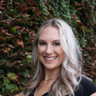 Lauren Williams, Internal Medicine, Naperville, IL