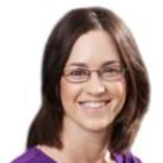 Amy Betancourt, Family Medicine, Bakersfield, CA