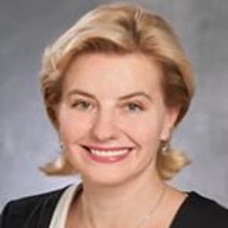 Silvia (Hugecova) Hugec, MD, Internal Medicine, Stillwater, MN