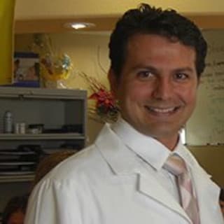 Arash Lalezary, MD, Family Medicine, Bell Gardens, CA