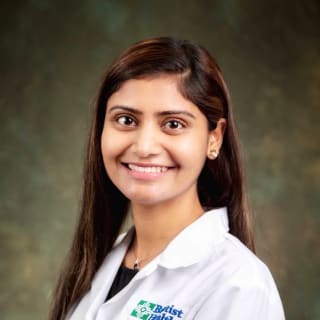 Shanan Mahal, MD, Internal Medicine, Fresno, CA