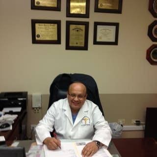 Ruben Bravo  Valverde, MD, Psychiatry, Bayamon, PR