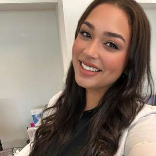 Karla Pineda Gonzalez, Nurse Practitioner, Miami Beach, FL