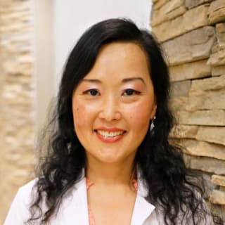 Gloria Hwang, MD