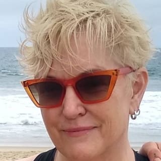 Lynda Bell