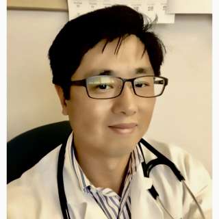 Jong Oh, MD, Internal Medicine, Farmington, CT