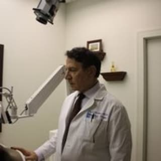 Don Shalhub, MD, Dermatology, Hialeah, FL