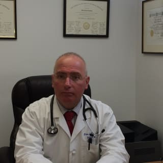 Elias Tzanides, MD, Internal Medicine, New York, NY, Staten Island University Hospital