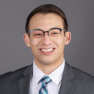 Mitchell Le, MD, Internal Medicine, Brooklyn Center, MN