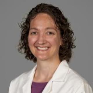 Stephanie Zaugg, DO, Internal Medicine, Akron, OH, Summa Health System – Akron Campus