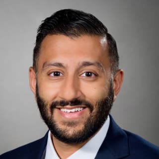 Amandeep Saini, DO, Internal Medicine, Mineola, NY