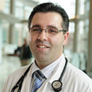 Wayne Bellucci, MD, Pulmonology, Port Jefferson, NY, Stony Brook Southampton Hospital