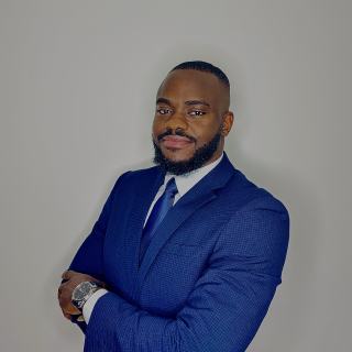 Opeyemi Tobalesi, MD, Internal Medicine, Everett, WA
