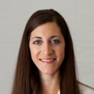 Katie Hoppes, MD, Internal Medicine, Omaha, NE, Nebraska Methodist Hospital