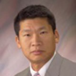 Lawrence Wei, MD, Thoracic Surgery, Morgantown, WV, West Virginia University Hospitals