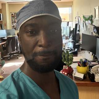 Ayonrinde Akinrinlola, MD, Vascular Surgery, Sterling, VA