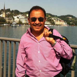 Narendra Shah, MD