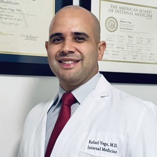 Rafael Vega, MD, Internal Medicine, Coral Gables, FL