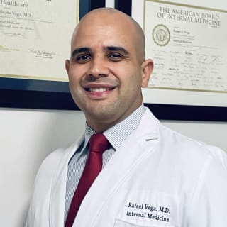 Rafael Vega, MD, Internal Medicine, Miami, FL, Baptist Hospital of Miami