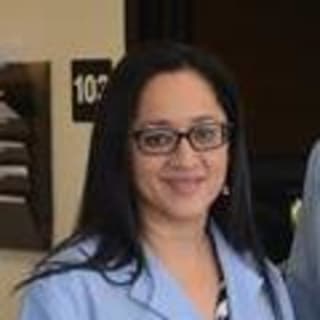 Gloria Valiente, MD