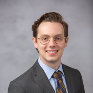 Carson Discher, MD, Internal Medicine, Park Ridge, IL