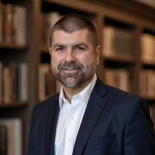Timothy Loftus, MD