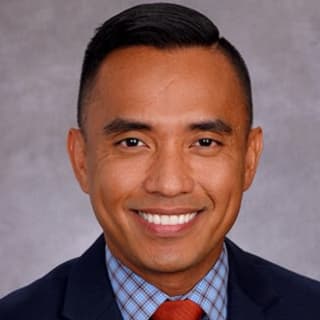 Ronaldo Luanzon, MD, Family Medicine, Scottsdale, AZ