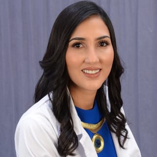 Carolina Young Ortiz, MD, Family Medicine, Naples, FL