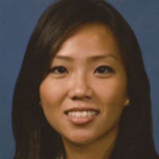 Vicki Tran, MD, Internal Medicine, Fontana, CA, Torrance Memorial Medical Center