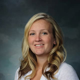 Amanda (Strecker) Davenport, PA, Internal Medicine, Orland Park, IL