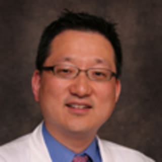 Sang Hong, MD, Ophthalmology, Milwaukee, WI, Froedtert and the Medical College of Wisconsin Froedtert Hospital