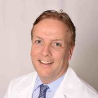 Thomas Salazer, MD, Nephrology, Teaneck, NJ, Hackensack Meridian Health Hackensack University Medical Center