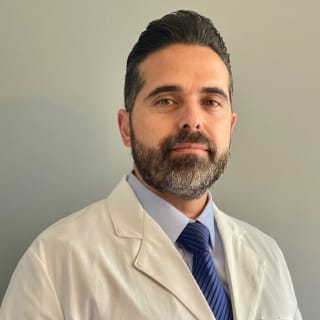 Joseph Narvaez, MD, Internal Medicine, Sarasota, FL