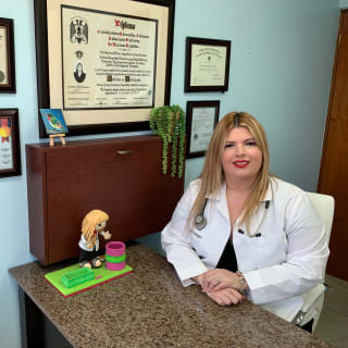 Yadira Dominguez Vazquez, MD, Family Medicine, Bayamon, PR