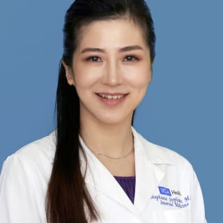 Stephanie Stephanie, MD, Internal Medicine, Worcester, MA