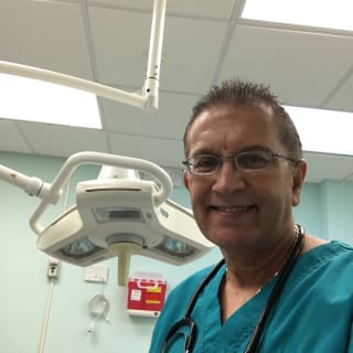 Victor Grillo, MD, Family Medicine, Las Piedras, PR