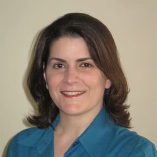 Vanessa Vidal, MD, Internal Medicine, Belmont, MA