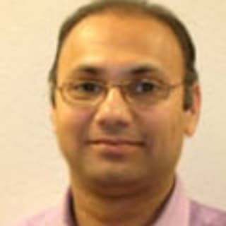 Shahid Hussain, MD, Nephrology, El Centro, CA