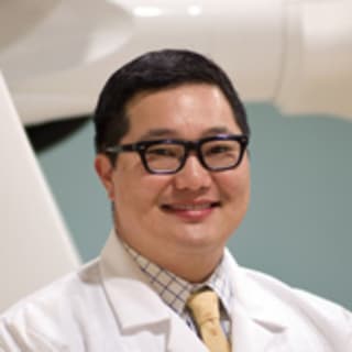 Robert Hong, MD, Radiation Oncology, Arlington, VA, Virginia Hospital Center