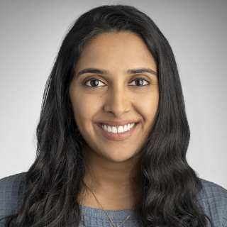 Sindhuja Muddam, MD, Internal Medicine, Mundelein, IL