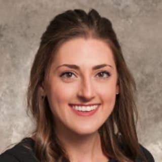 Haley Schoenberger, MD, Internal Medicine, Dallas, TX