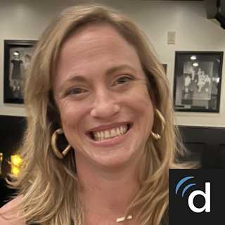 Amber McGee, Family Nurse Practitioner, Leawood, KS