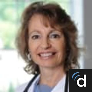 Carmella Giulitto, MD, Internal Medicine, Cincinnati, OH