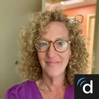 Daria Karos, MD, Pediatrics, Fitchburg, MA
