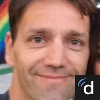 Carlos Alves, MD