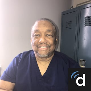 Akari Tichavakunda, MD