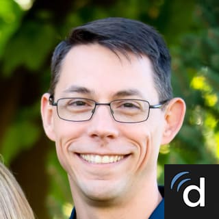Aaron Lewis, MD, Gastroenterology, Nellis AFB, NV