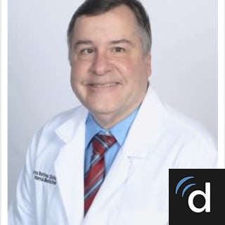 Carlos Martinez-Solis, MD, Internal Medicine, Melbourne, FL