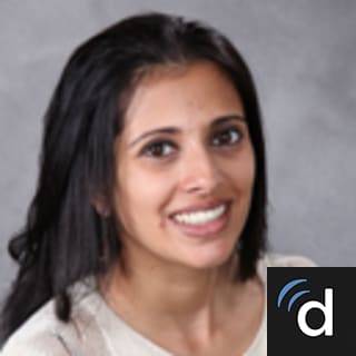 Aarthi Vijaykumar, MD