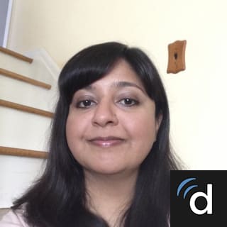 Yusra Farooqui, MD